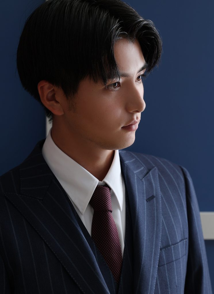 メンズスーツ写真